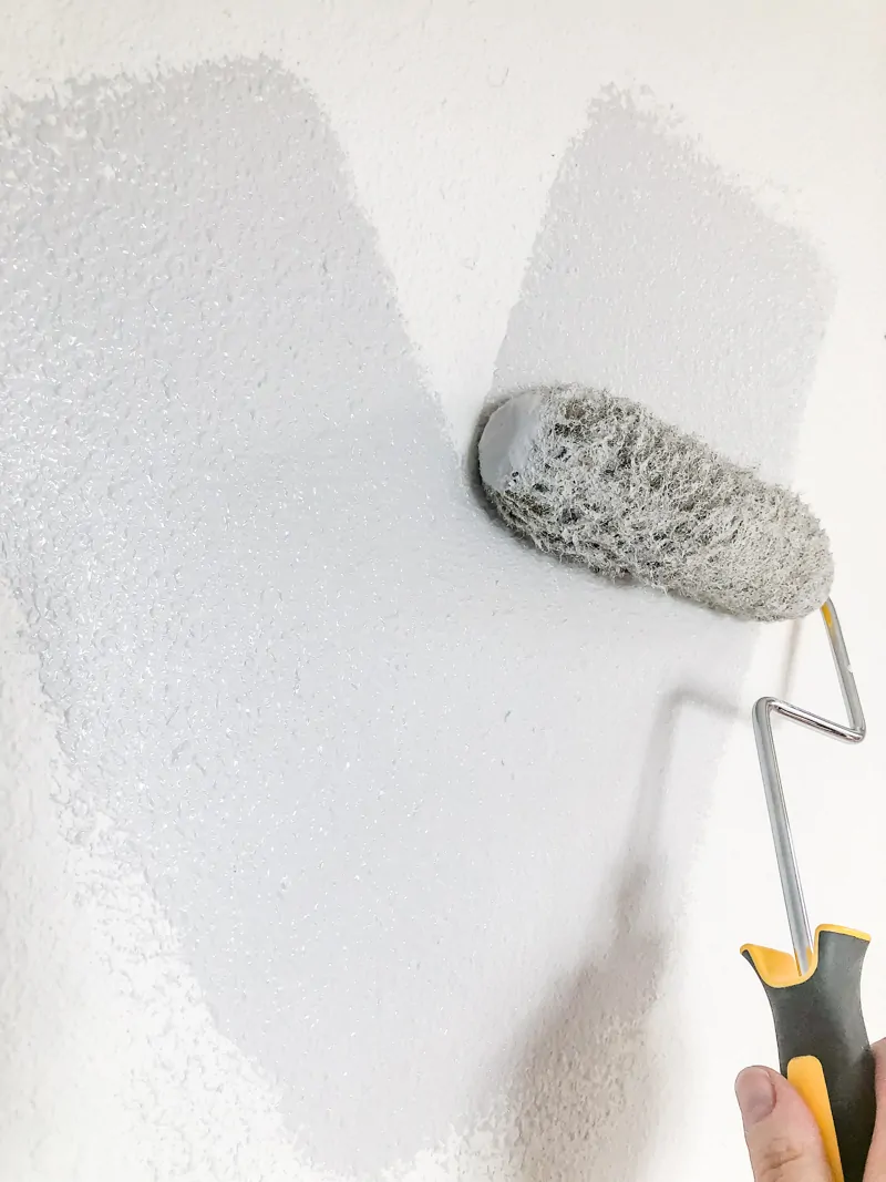 painting textured walls with roller